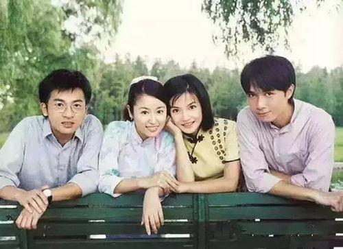 同学cp吃瓜,揭秘同学CP甜蜜瓜田