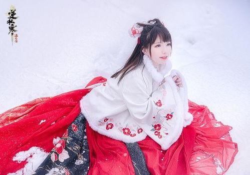 逆水寒动作吃瓜,动作吃瓜，揭秘江湖背后的风云变幻