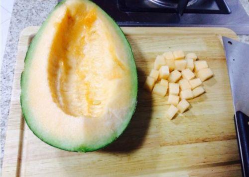 吃狗肉后可以吃哈密瓜,探寻独特饮食搭配的奥秘