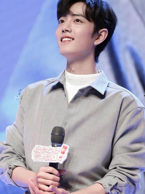 肖战晚会吃瓜,揭秘幕后故事与精彩瞬间