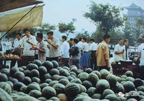 京城吃瓜群众图片大全